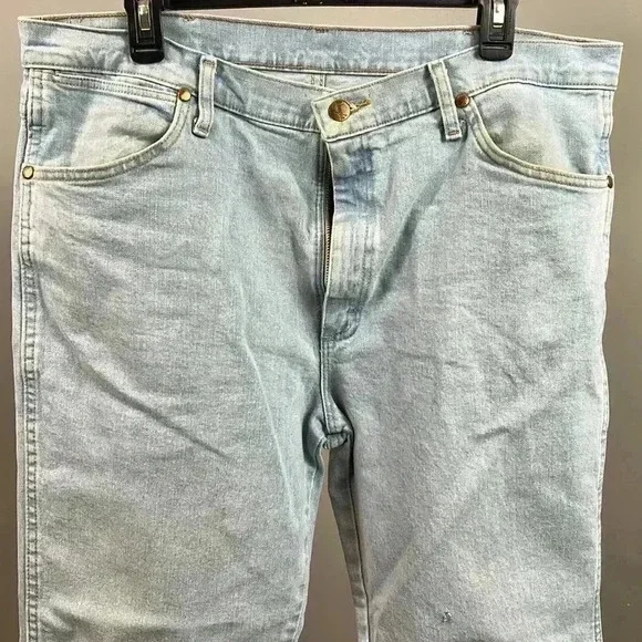 Wrangler Cowboy Cut Slim Fit Active Flex Jeans | Men's Jeans | Men's Light Wash - Picture 6 of 10